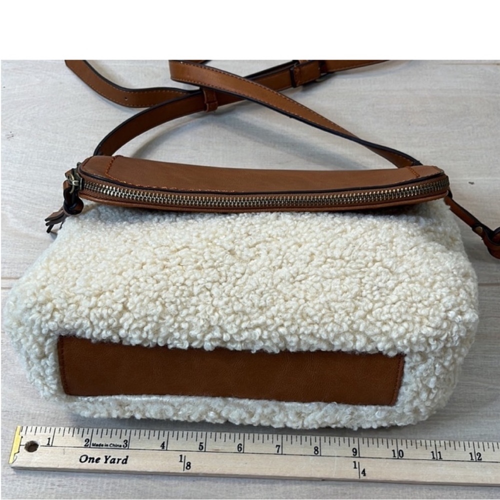 Sole Society Sherpa and Tan Leather Crossbody Bag - Picture 4 of 8